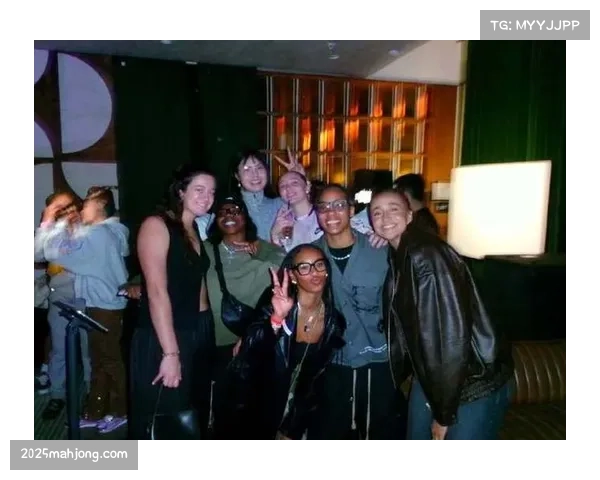 波特兰火焰队扩军选秀第二轮选择：海莉·琼斯、尼亚迪乌·普奇等